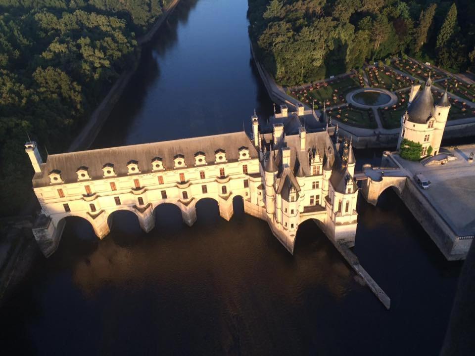 Château-Hôtel de la Ménaudiere Chissay-en-Touraine Eksteriør billede